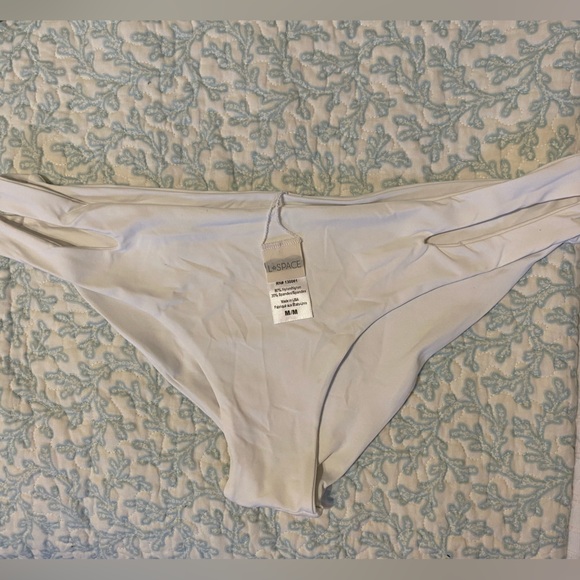 L Space white crochet Joey bikini set - Picture 2 of 8